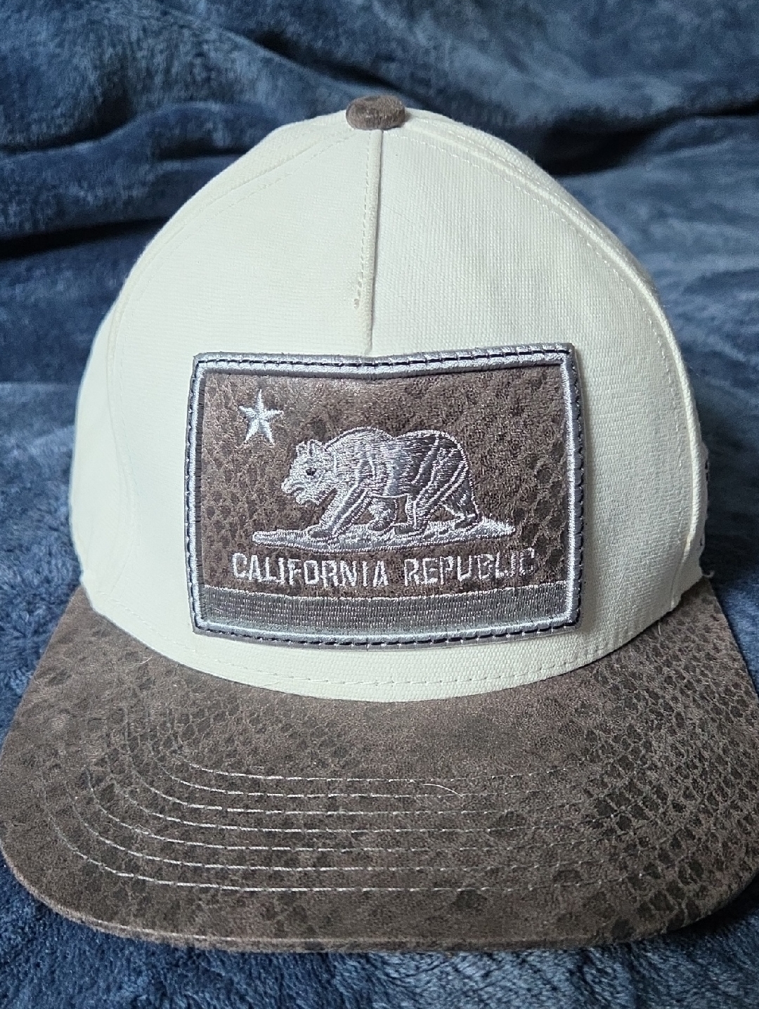 Official California Republic Snapback Hat Nwot